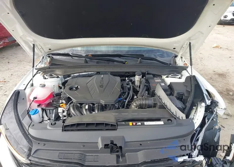 2025 Kia K5 Gt-Line z USA, uszkodzony, nr VIN KNAG64J73S5300103